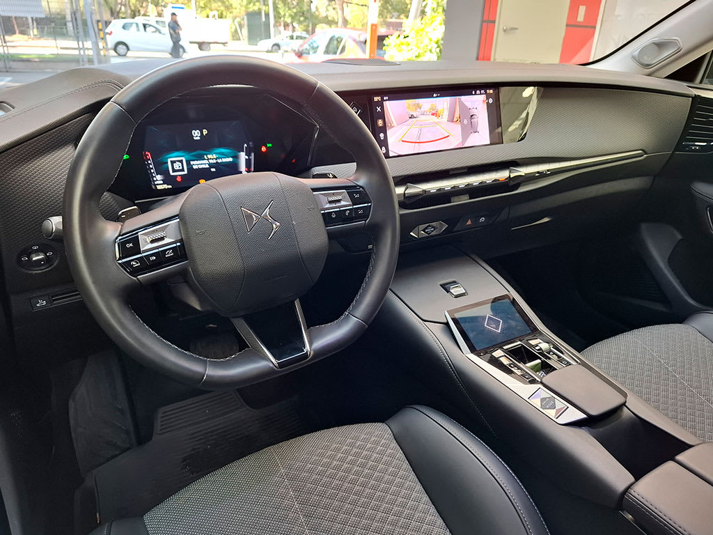 DS Automobiles 4 1.5 Performance año 2025
