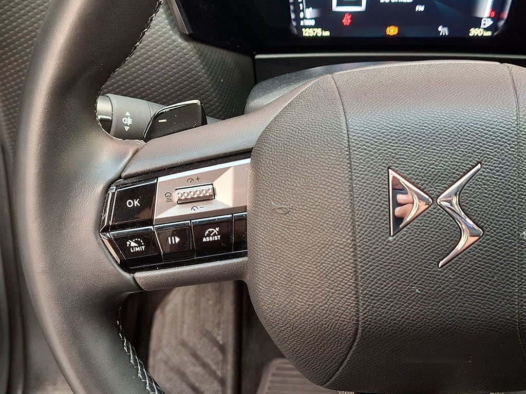 DS Automobiles 4 1.5 Performance año 2025