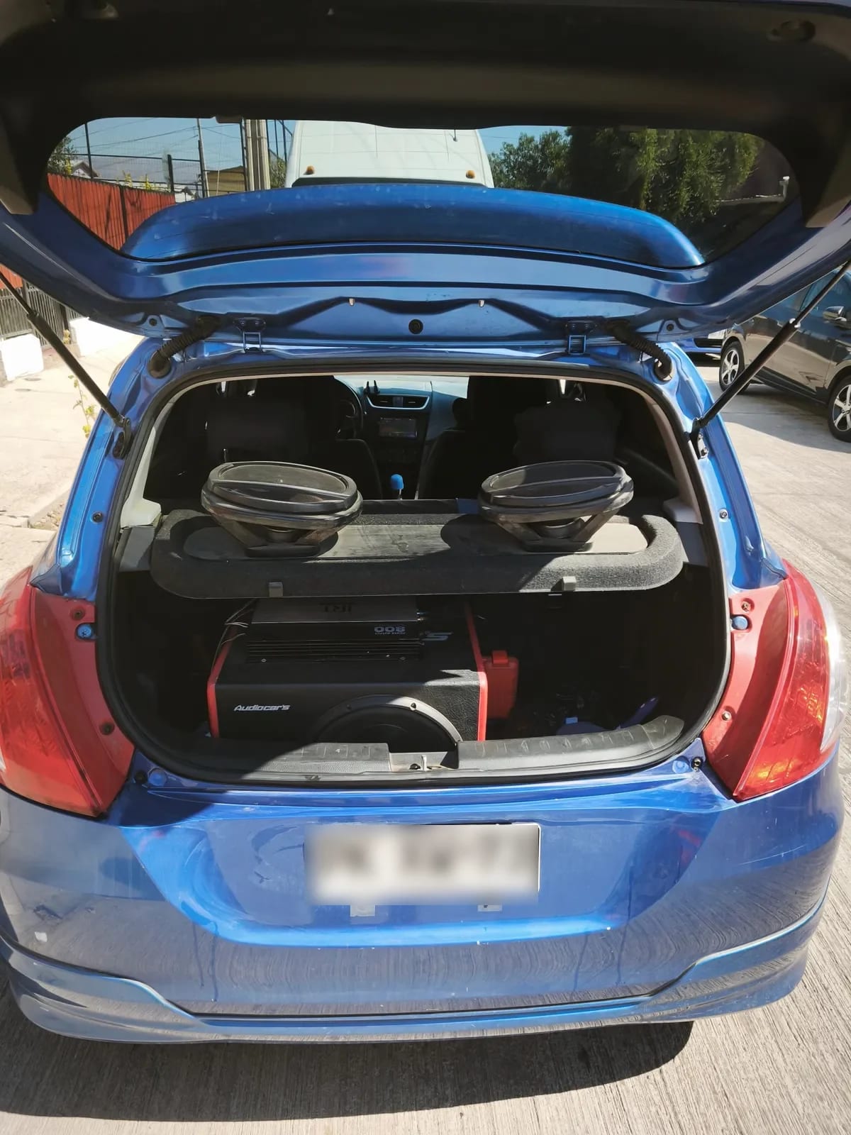 SUZUKI SWIFT 1.3 Gl Mt año 2011