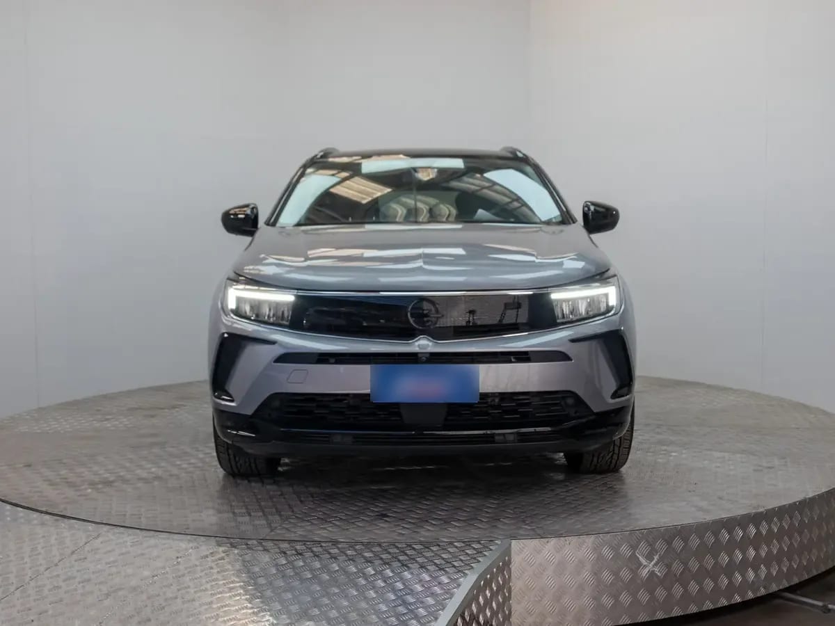 Opel New Grandland Grandland Gs Gasolina 130hp Mt año 2025