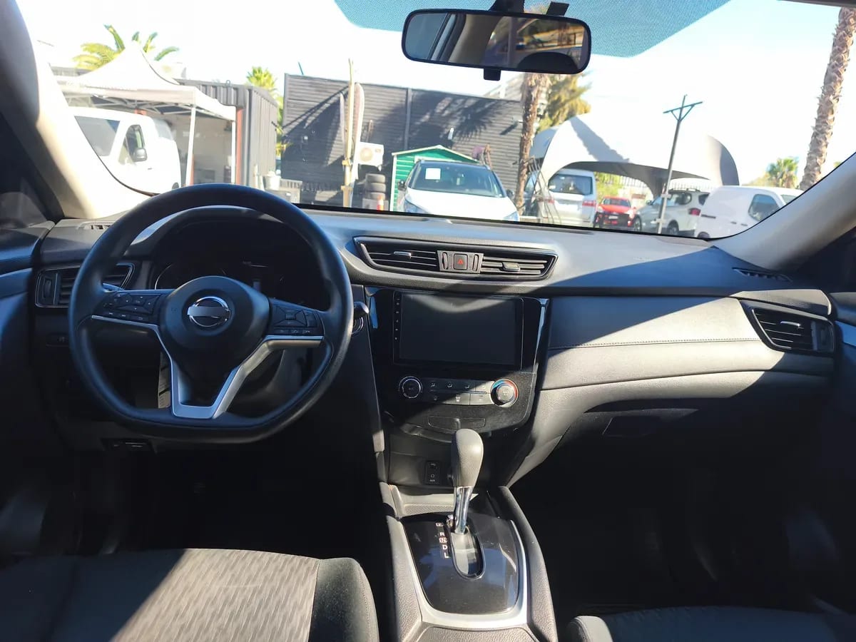 NISSAN X-TRAIL 2.5 Sense At año 2021