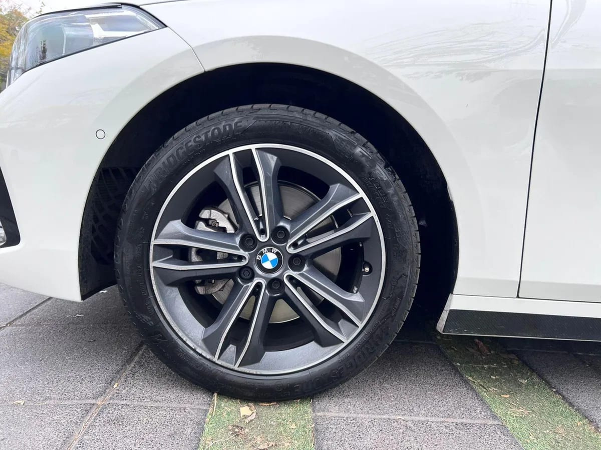 Bmw 118 1.5 año 2021