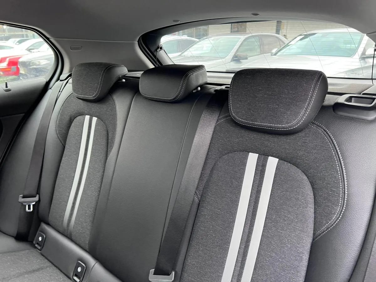 Bmw 118 1.5 año 2021