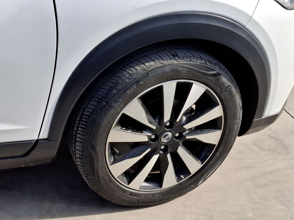 Nissan Kicks 1.6 Advance 4x2 Mt 5p año 2021