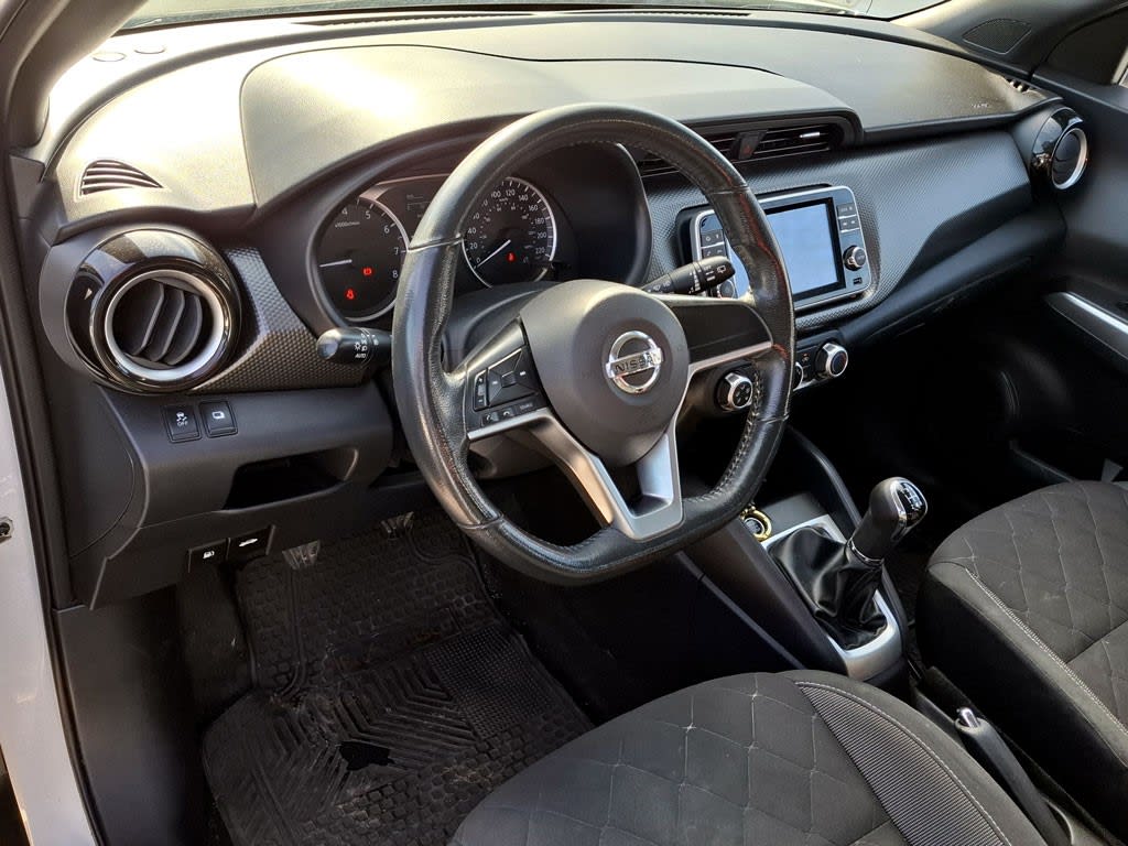 Nissan Kicks 1.6 Advance 4x2 Mt 5p año 2021