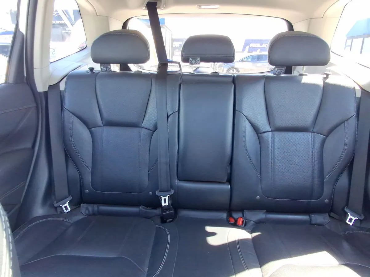 Subaru Forester 2.0i Limited Eyesight Awd At 5p año 2021