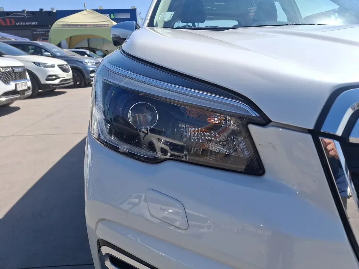 Subaru Forester 2.0i Limited Eyesight Awd At 5p año 2021