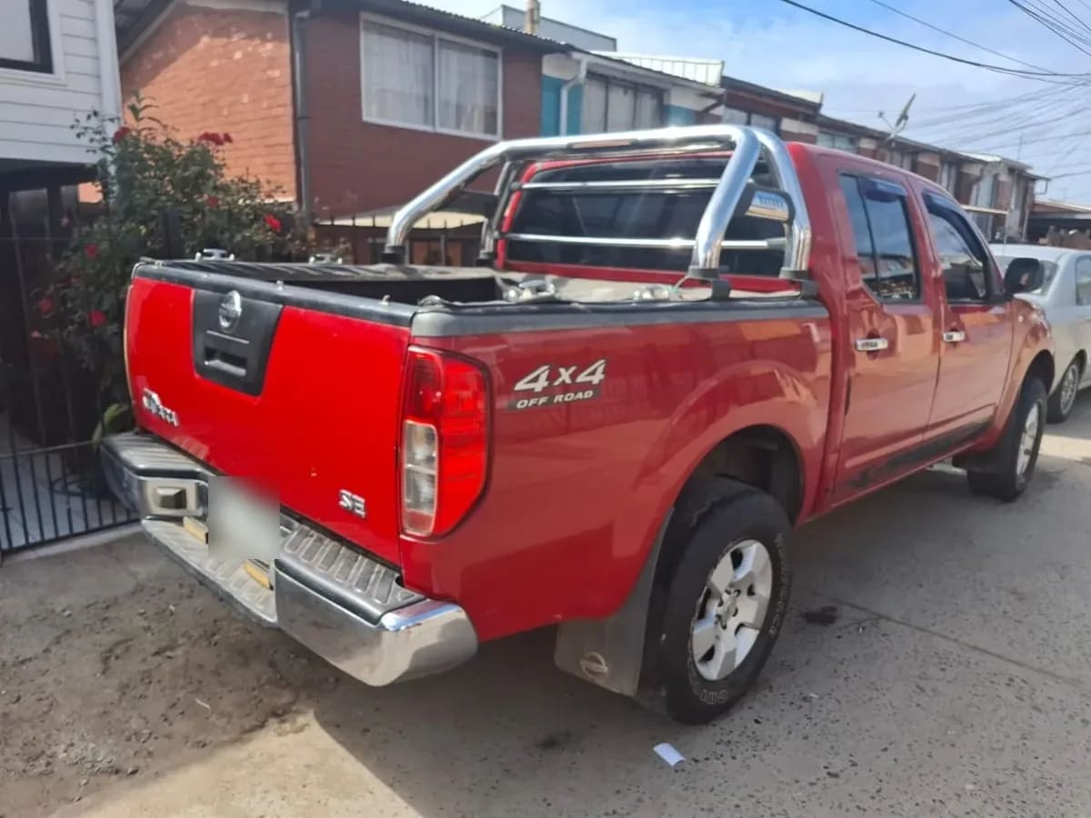 NISSAN NAVARA 2.5 C/s Mt 4x4 Diesel año 2013