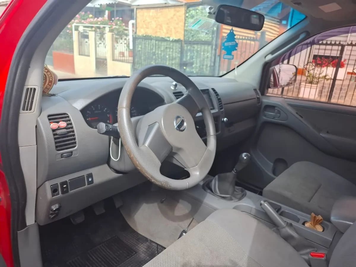 NISSAN NAVARA 2.5 C/s Mt 4x4 Diesel año 2013