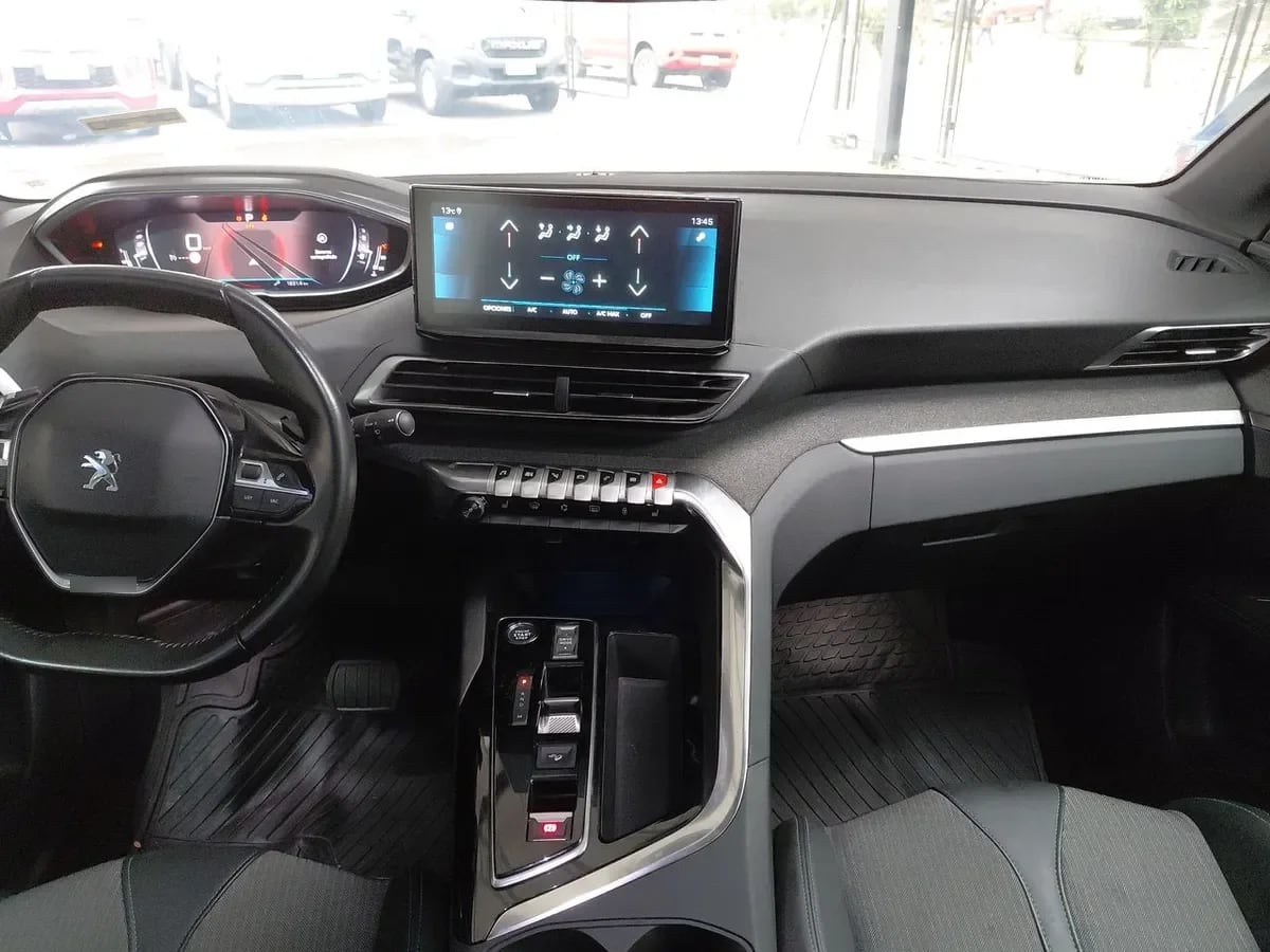 Peugeot 3008 1.5 Allure Pack Bluehdi 130 4x2 Eat8 5p año 2024
