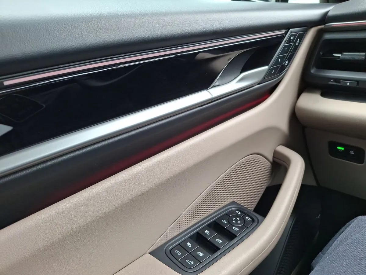 Porsche Macan Electrico 4 4x4 At 5p año 2025