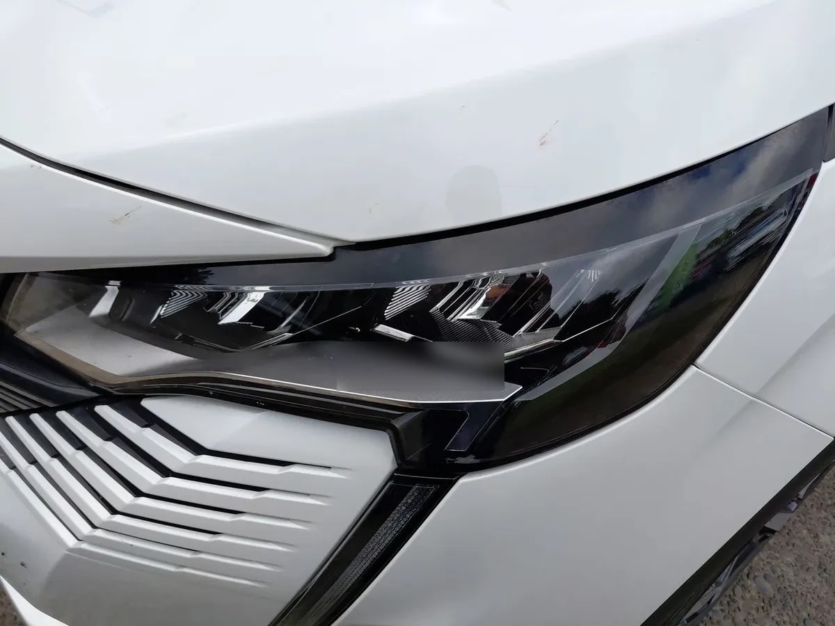 Peugeot 3008 1.5 Allure Pack Bluehdi 130 4x2 Eat8 5p año 2024