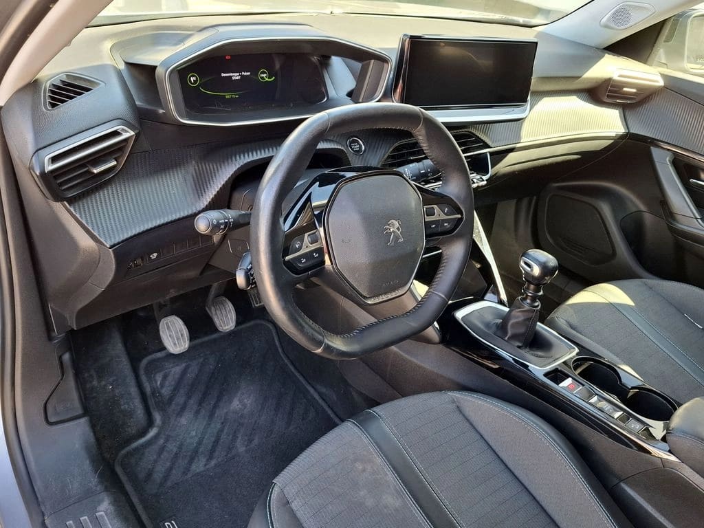 Peugeot 2008 Allure Pack año 2023