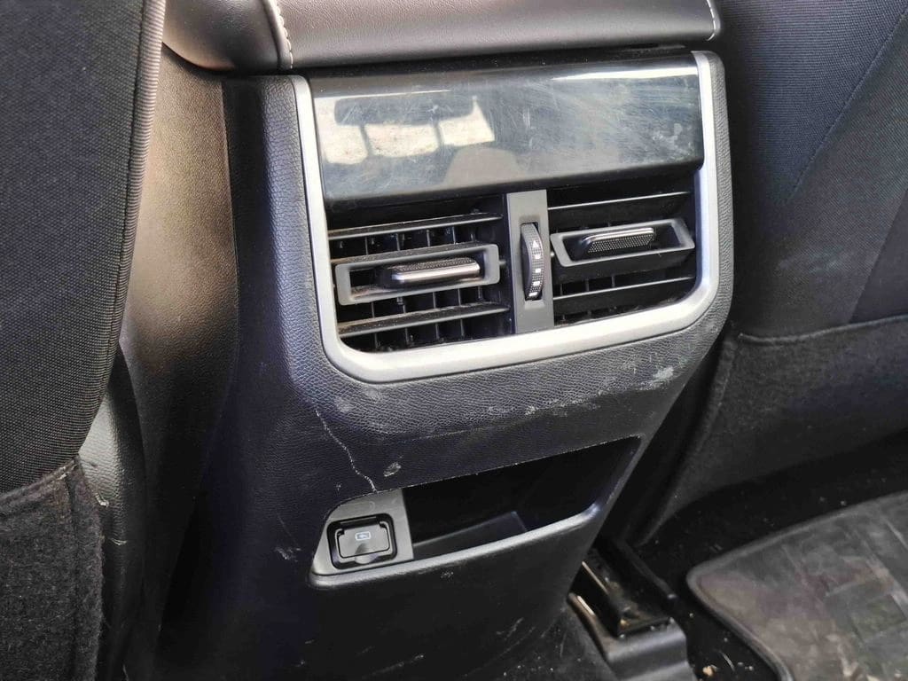 Peugeot Landtrek Active 4x4 año 2025