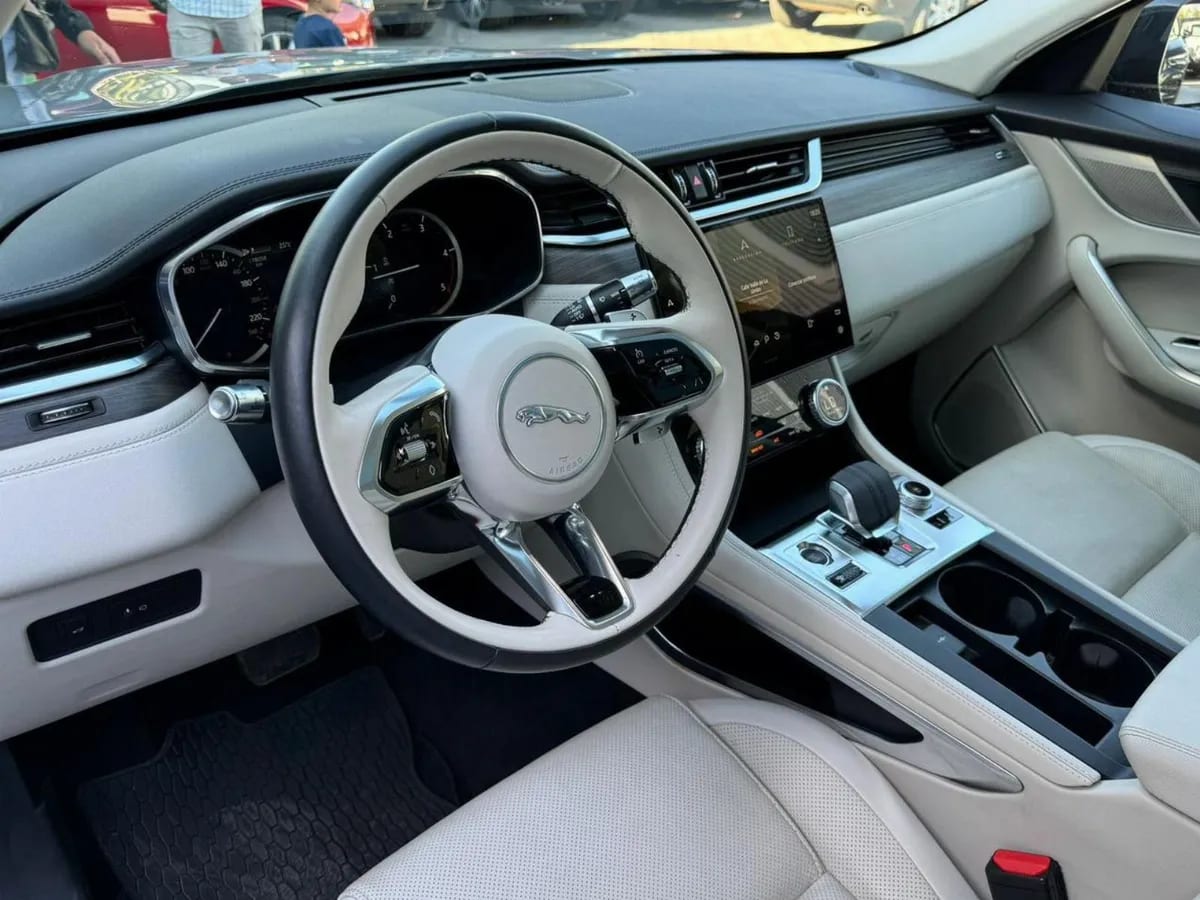 Jaguar F-Pace Diésel 2.0i año 2022