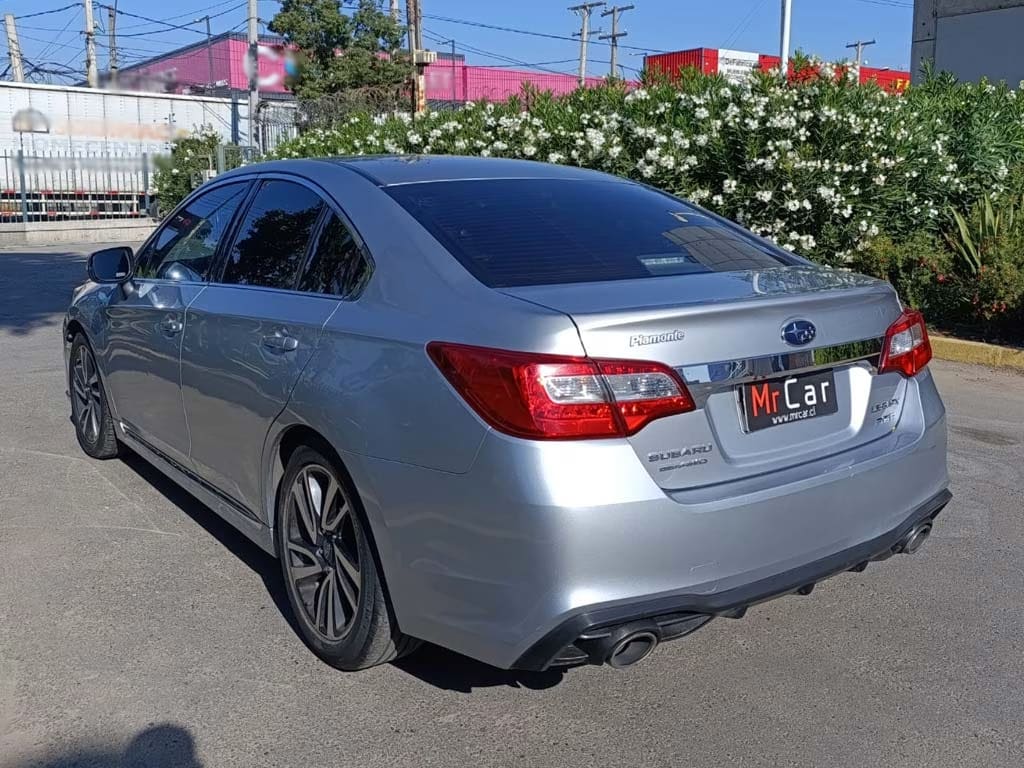 Subaru Legacy 3.6r año 2019