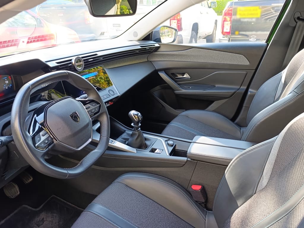 Peugeot 308 Puretech 150 año 2024