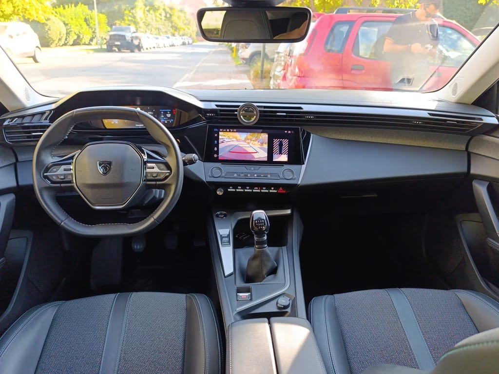 Peugeot 308 Puretech 150 año 2024