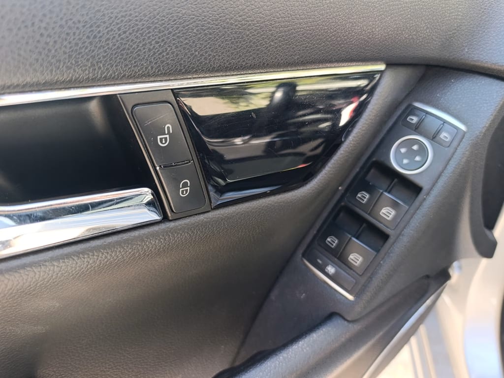 Mercedes Benz C180 Cgi Blueefficiency año 2011