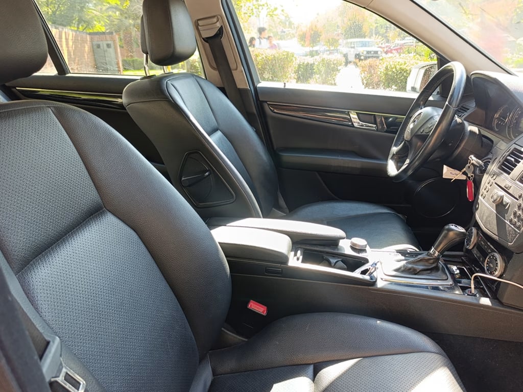 Mercedes Benz C180 Cgi Blueefficiency año 2011