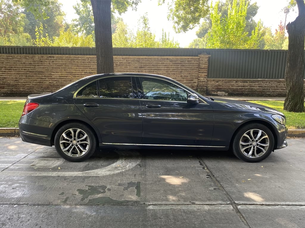Mercedes Benz C180 1.6 año 2015