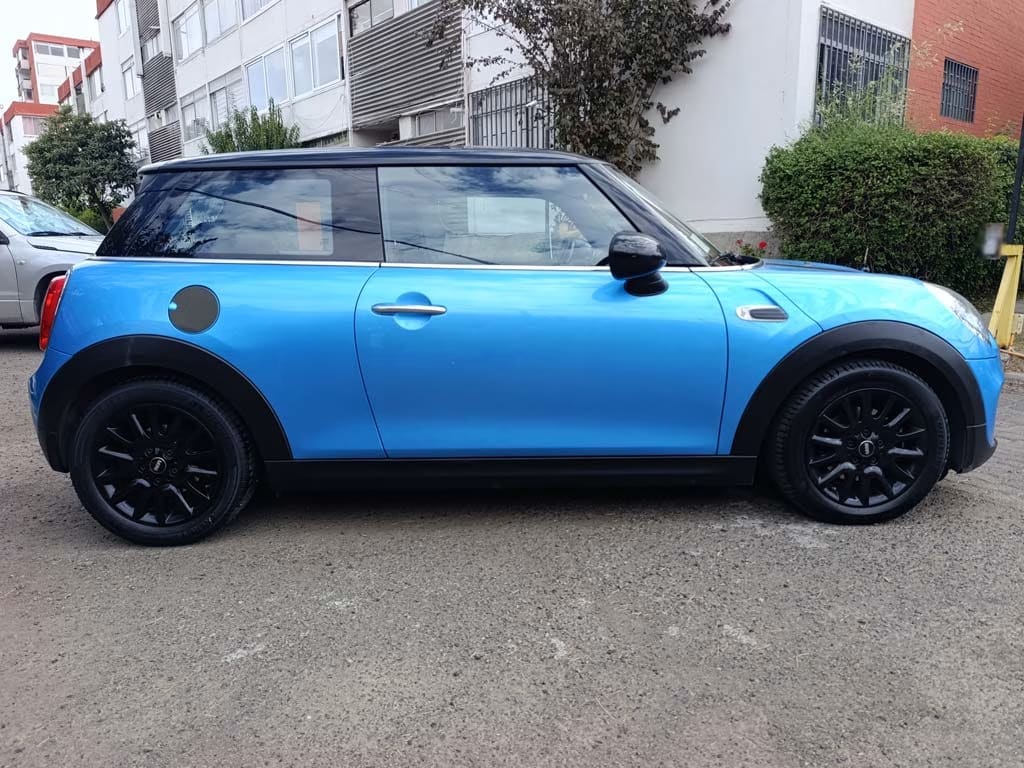 Mini Cooper Hb año 2019