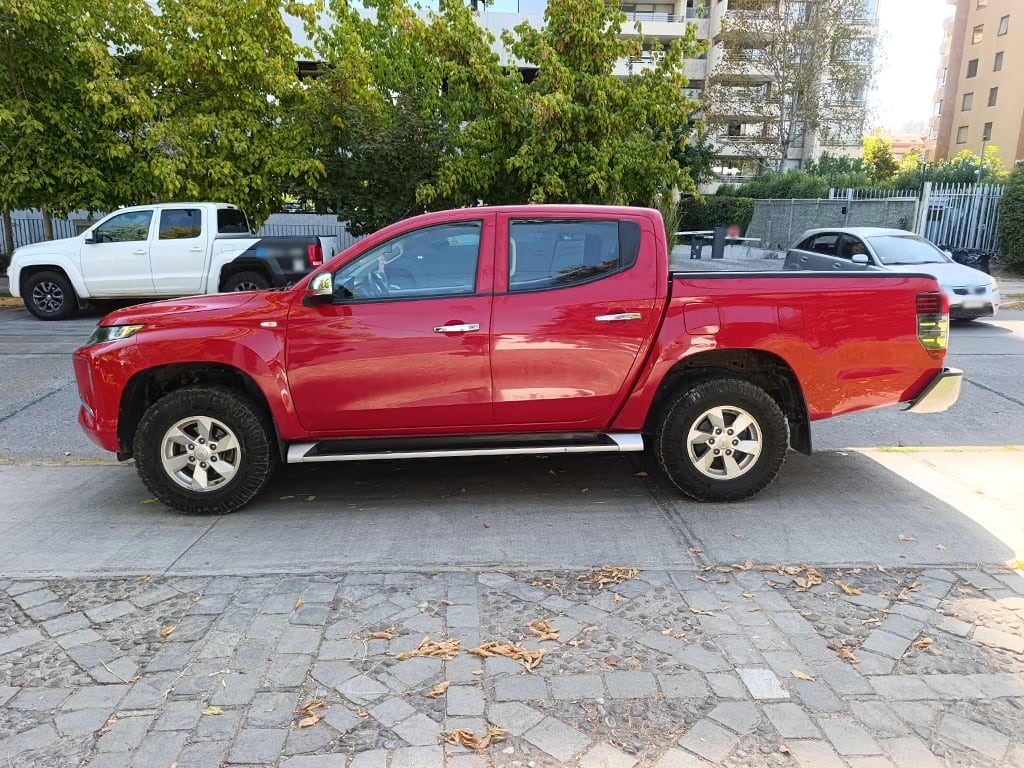 Mitsubishi L200 Katana Crt 4x4 año 2024