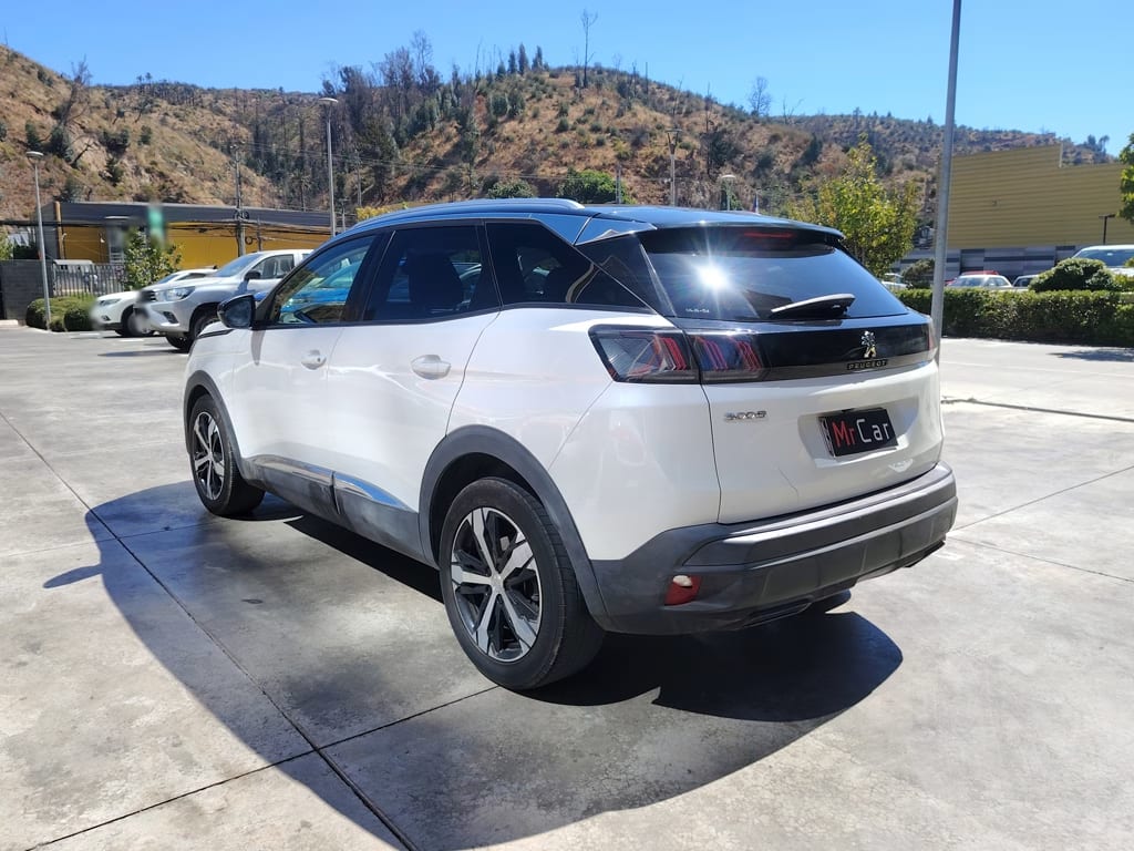 Peugeot 3008 Allure año 2022