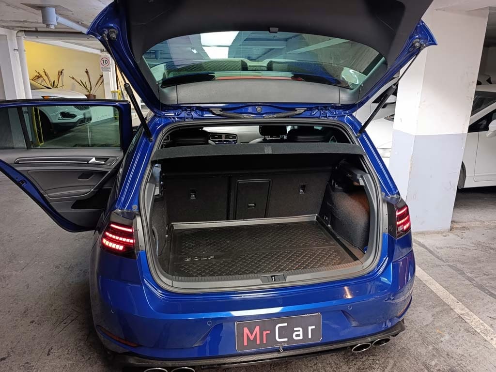 Volkswagen Golf R año 2021