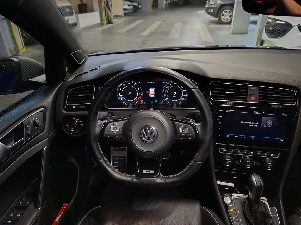 Volkswagen Golf R año 2021