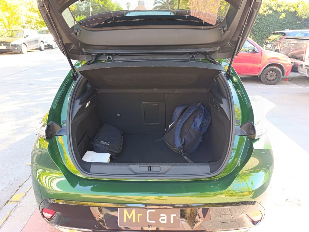 Peugeot 308 Puretech 150 año 2024