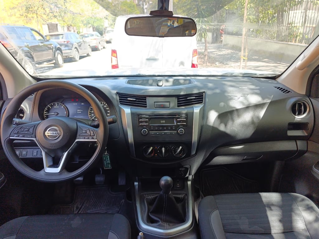 Nissan Navara Dcab año 2022