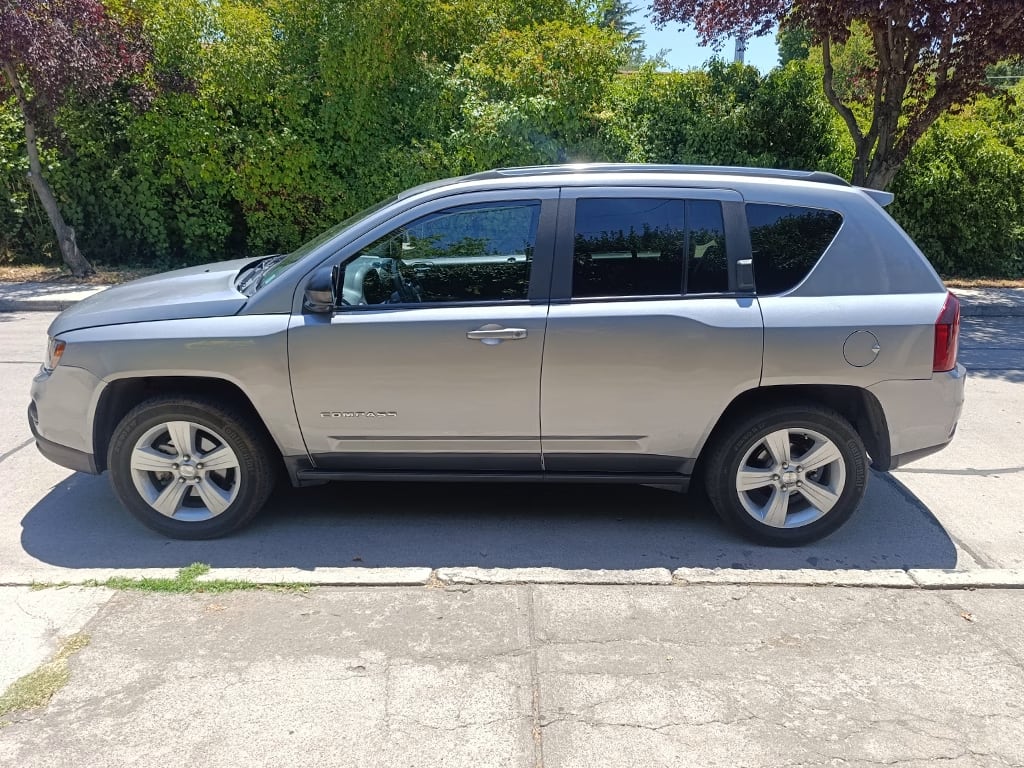 Jeep Compass Sport año 2015