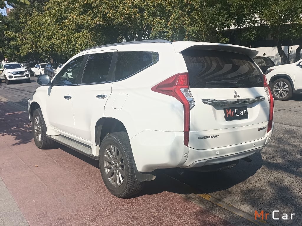 Mitsubishi Montero Sport No Se La Version año 2019