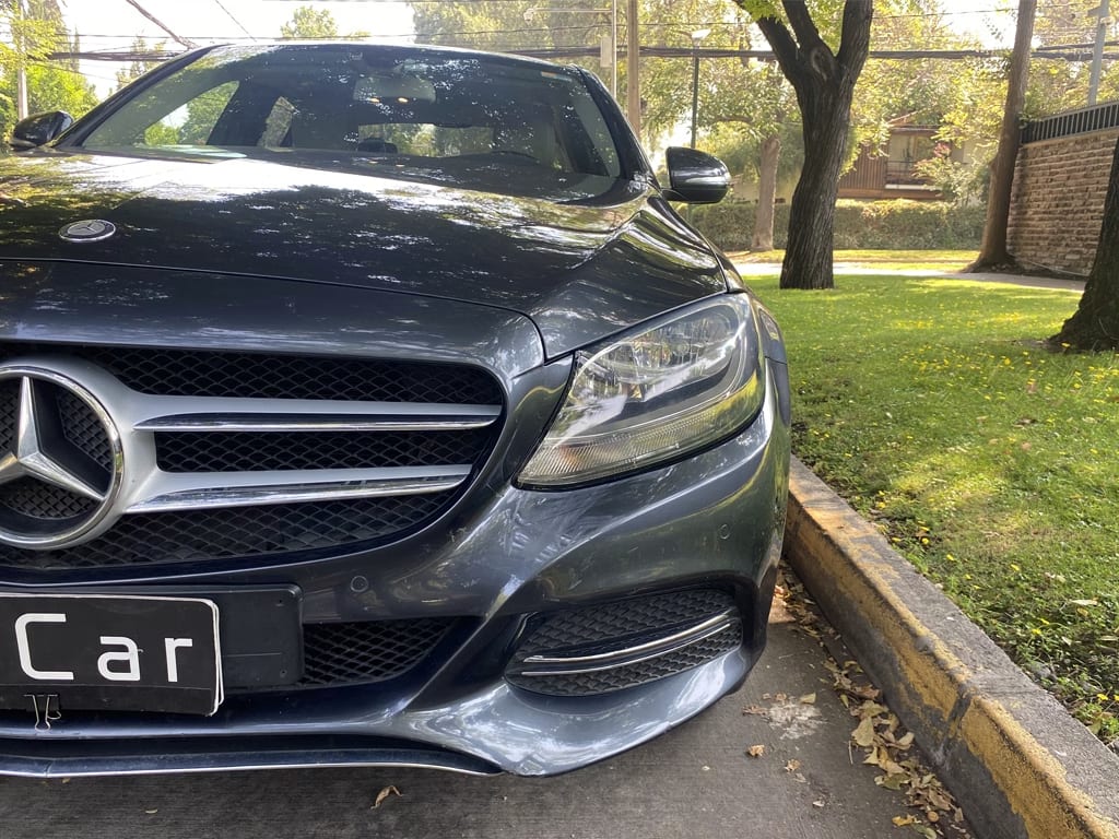 Mercedes Benz C180 1.6 año 2015