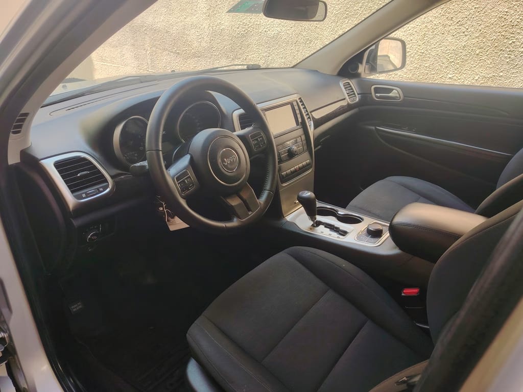 Jeep Grand Cherokee Laredo año 2011