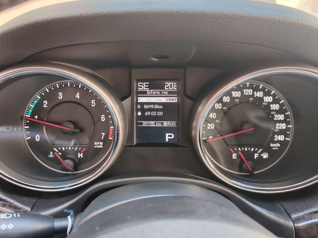 Jeep Grand Cherokee Laredo año 2011