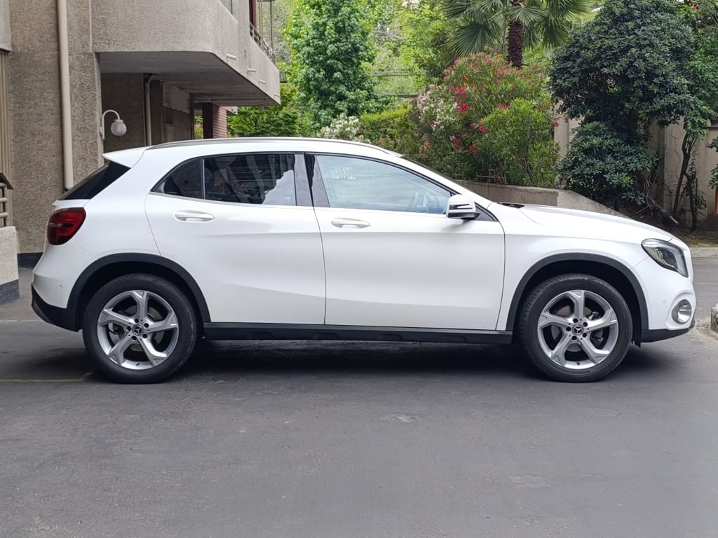 Mercedes Benz Gla 200 Gla200 año 2020