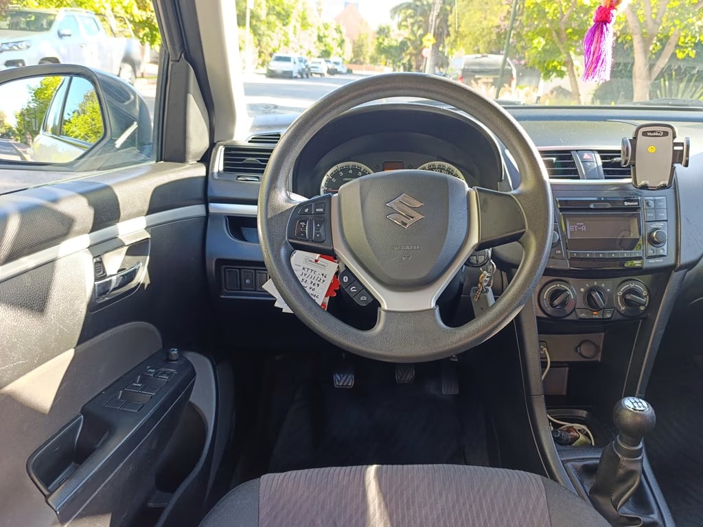Suzuki Swift Gl año 2018
