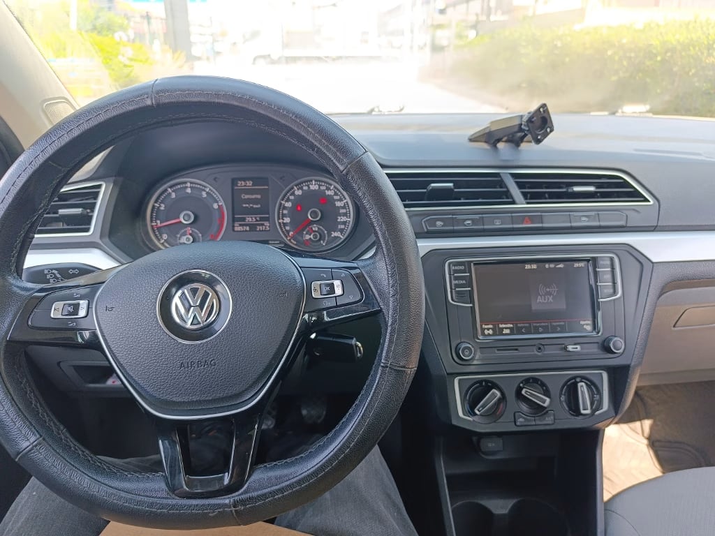 Volkswagen Voyage Higline año 2019