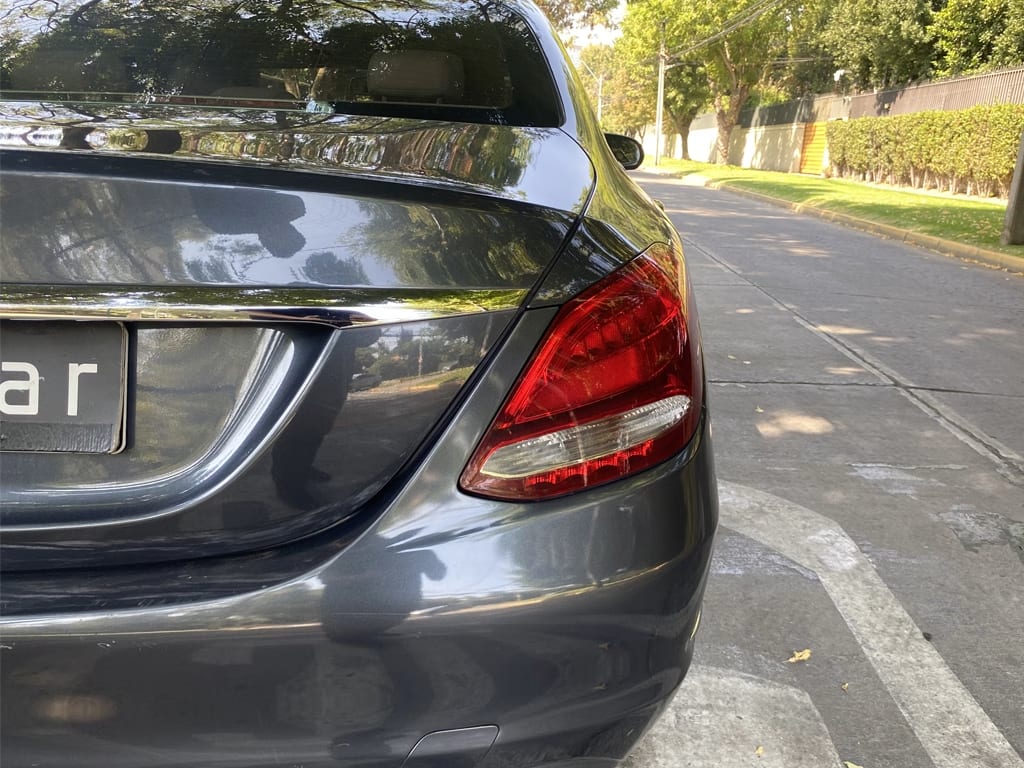 Mercedes Benz C180 1.6 año 2015