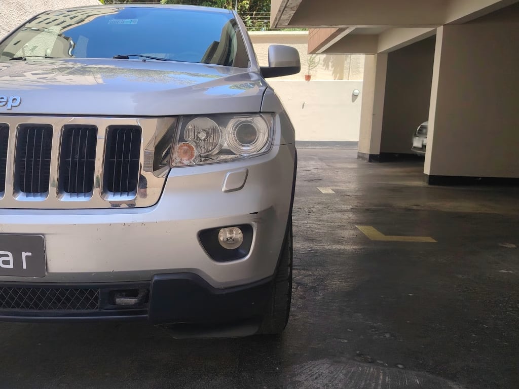 Jeep Grand Cherokee Laredo año 2011