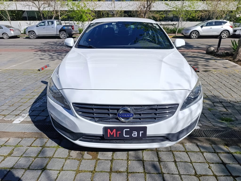 Volvo S60 D2 Confort año 2019