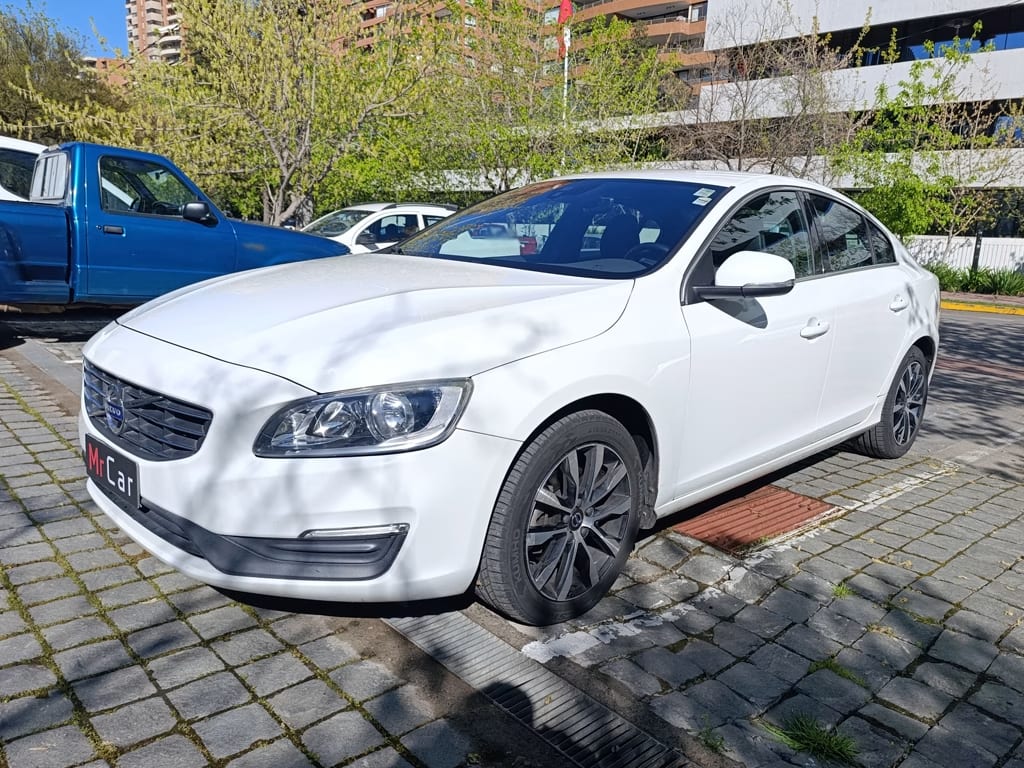 Volvo S60 D2 Confort año 2019