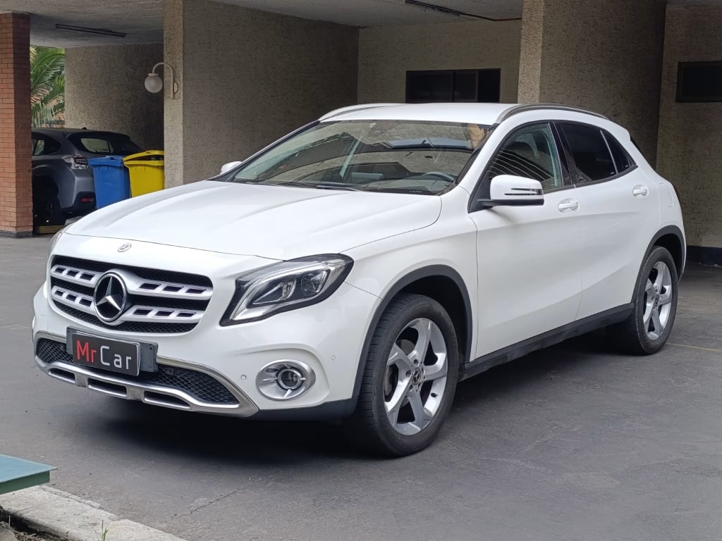 Mercedes Benz Gla 200 Gla200 año 2020