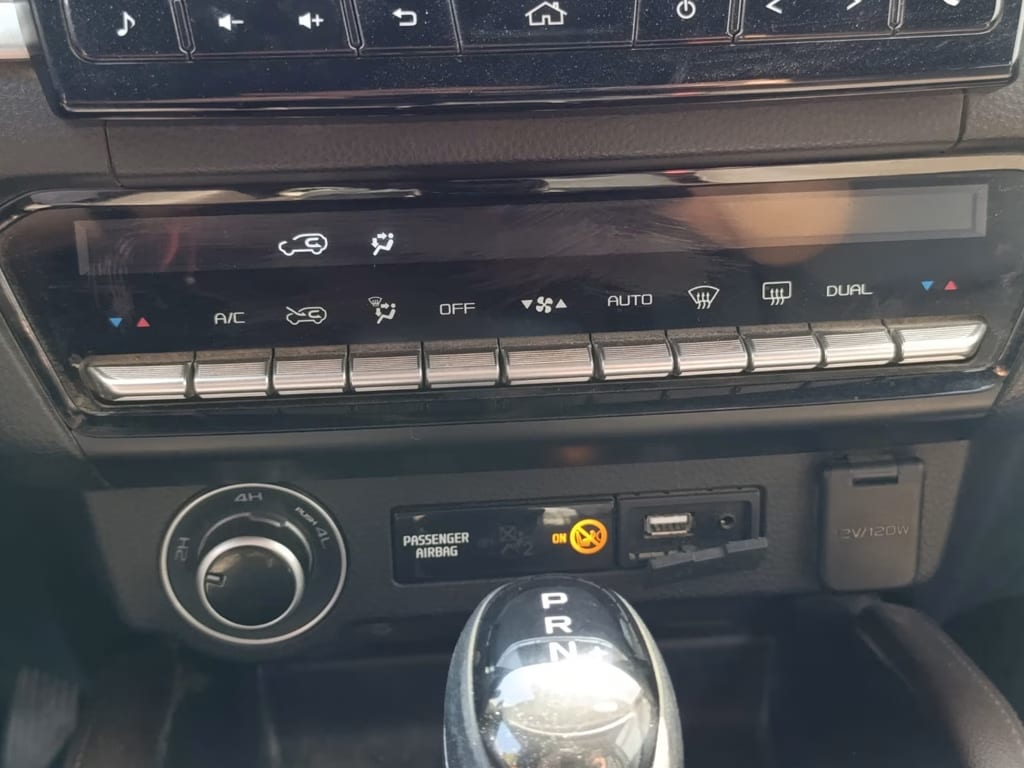 Mazda Bt 50 Bt-50 3.0 At High Plus año 2022