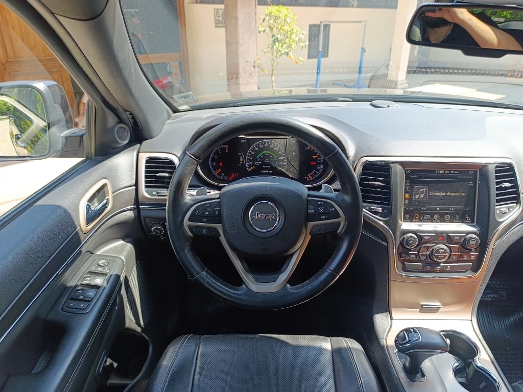 Jeep Grand Cherokee Limited año 2016