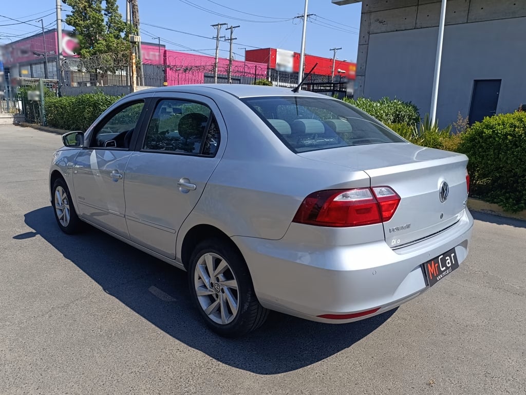 Volkswagen Voyage Higline año 2019