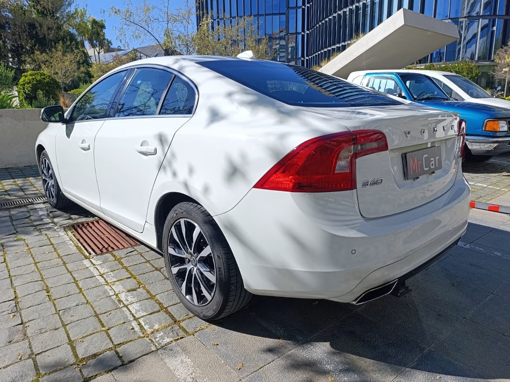 Volvo S60 D2 Confort año 2019