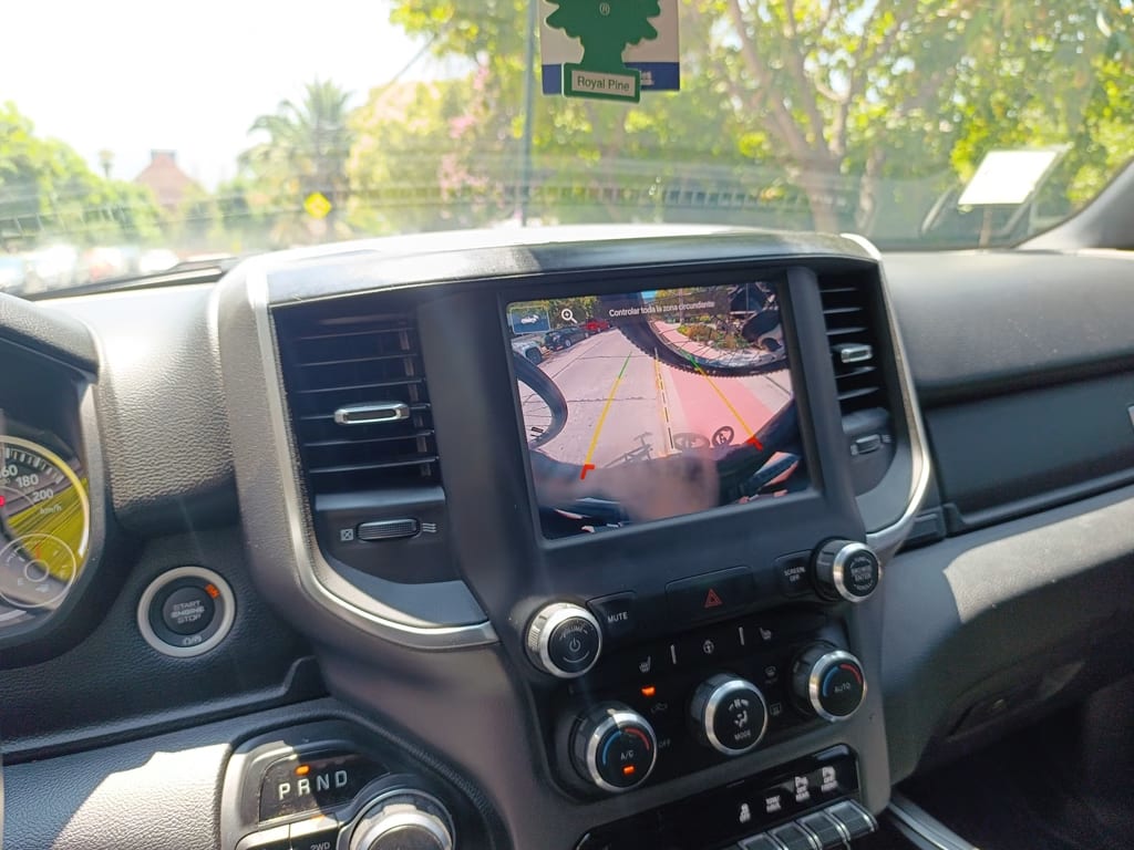 Ram 1500 Bighorn 4x4 año 2022